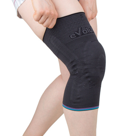 Бандаж компрессионный на коленный сустав на широкое бедро Т-8582 Evolution  Silver